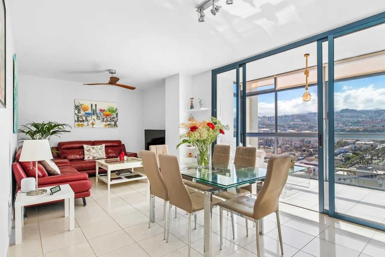 Luxury Flat In Skyscraper Apartment Santa Cruz de Tenerife Spain